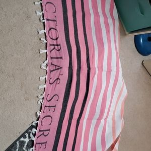 Vs Beach blanket